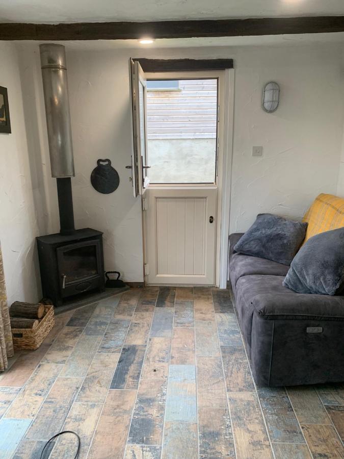 Molehill Lodge Swansea Esterno foto