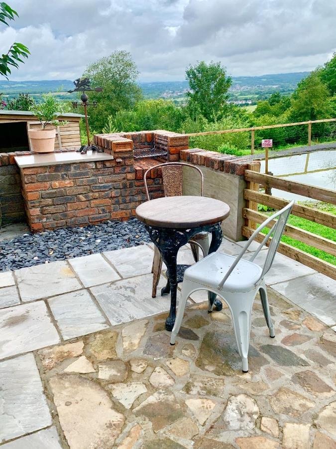 Molehill Lodge Swansea Esterno foto